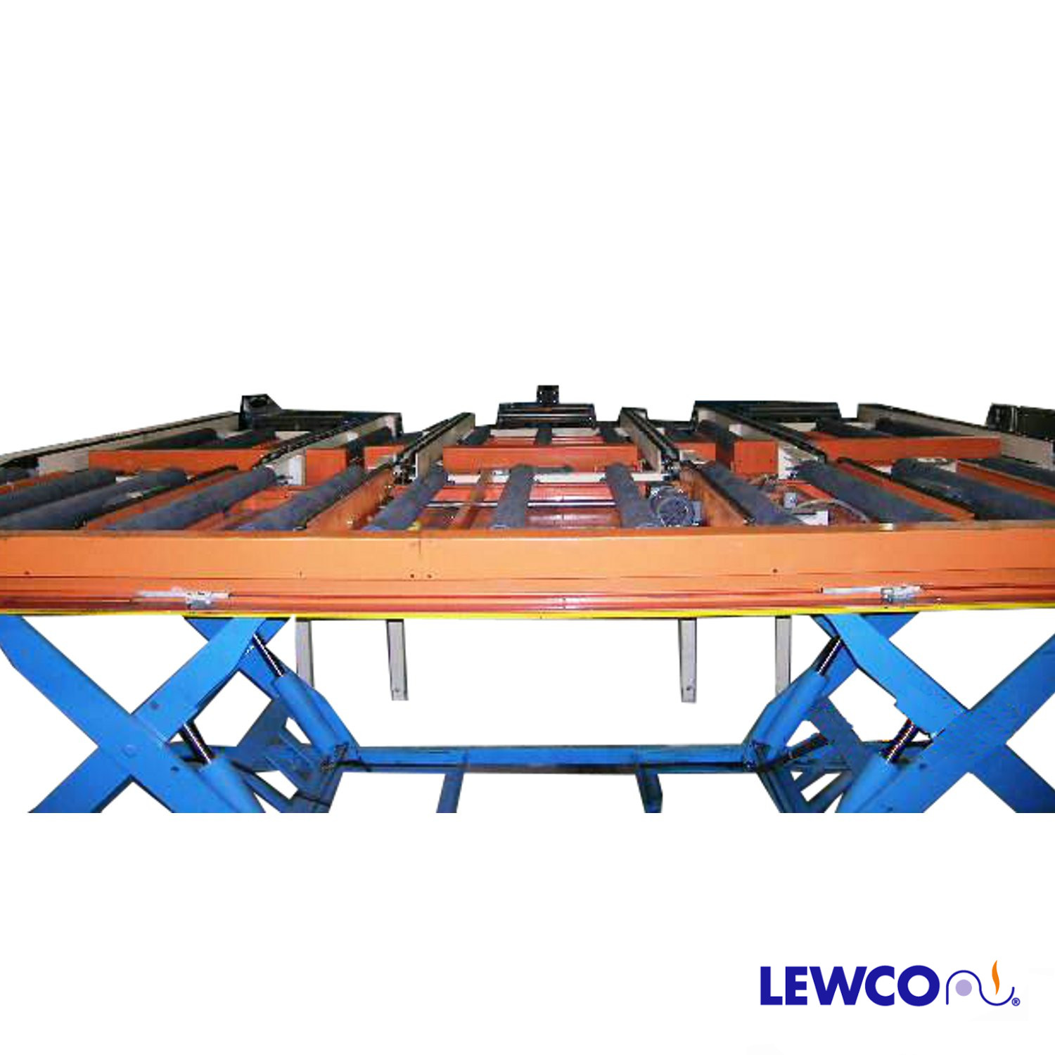 Scissor Lift Mounted Chain Roller Conveyor Lewco Conveyors